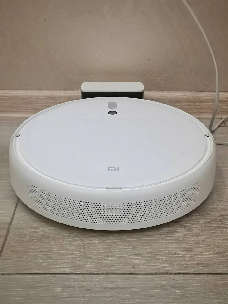 Робот-пылесос Xiaomi Mi Robot Vacuum Mop 1