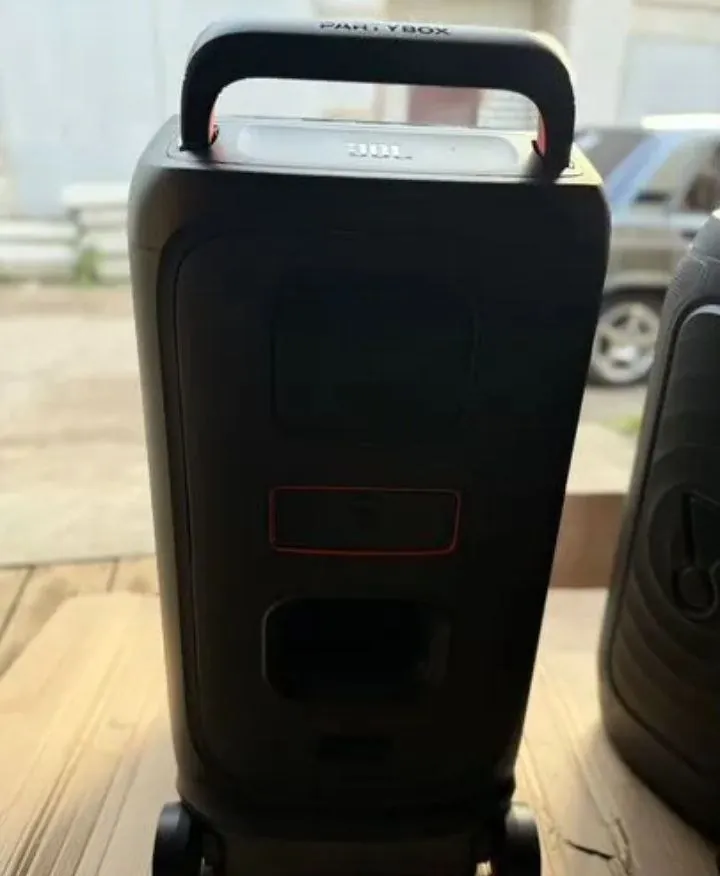Колонка JBL PartyBox 520 9