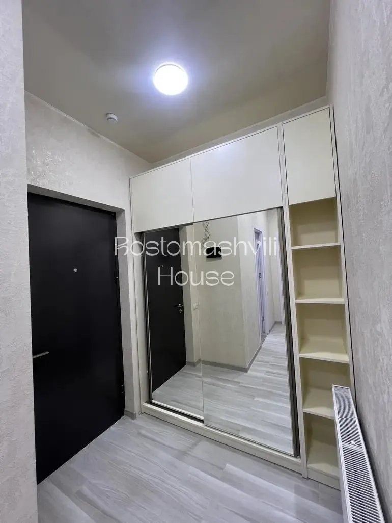 Квартира 80 м² с балконом в Варкетили 4