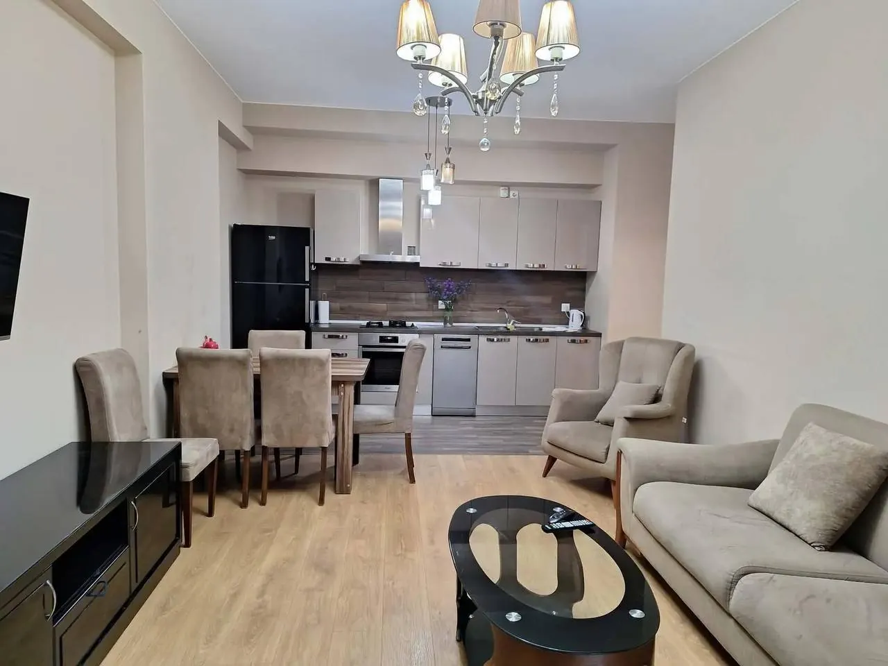 Квартира 105 м² с посудомойкой в Сабуртало 1