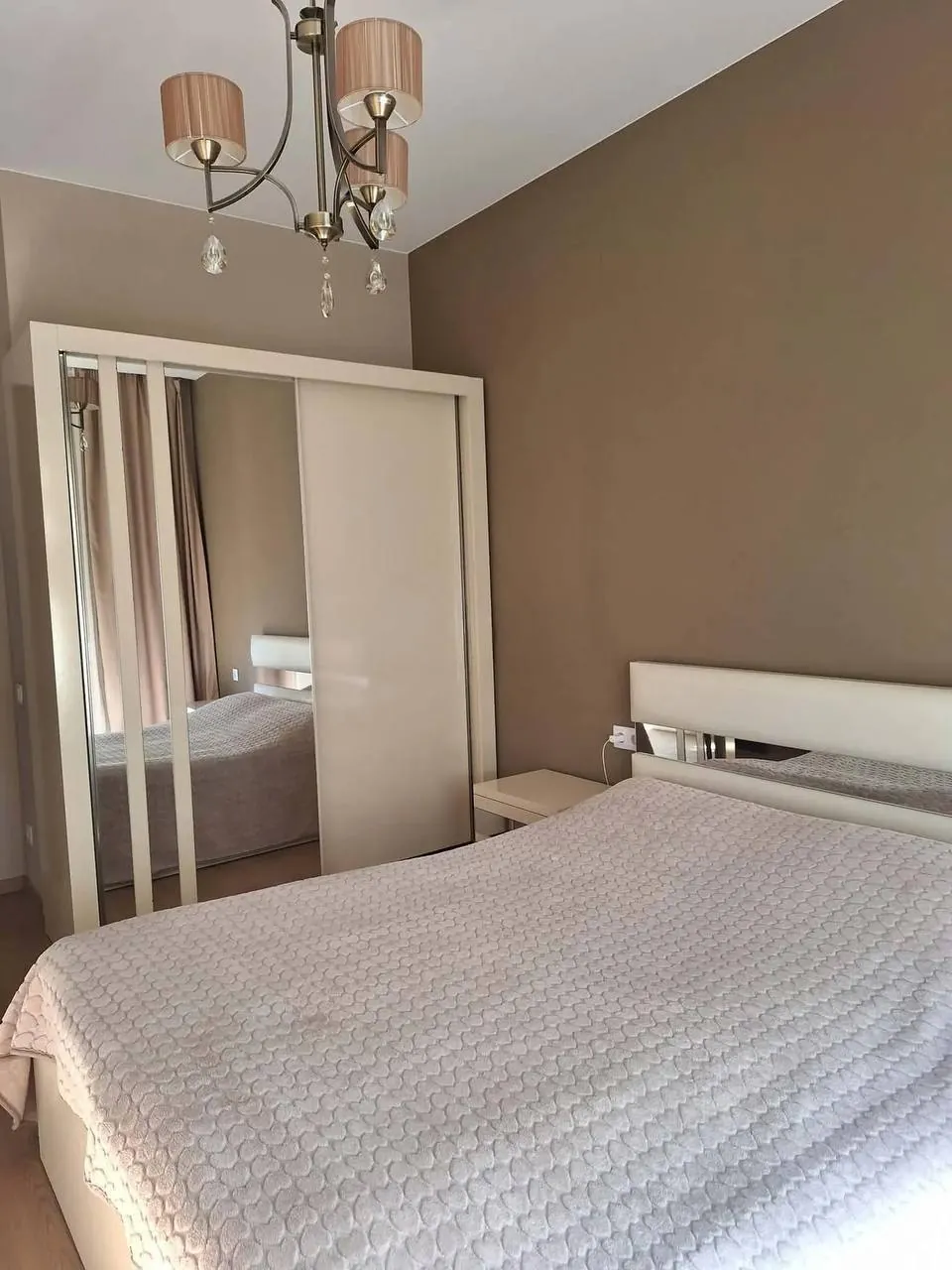 Квартира 105 м² с посудомойкой в Сабуртало 4