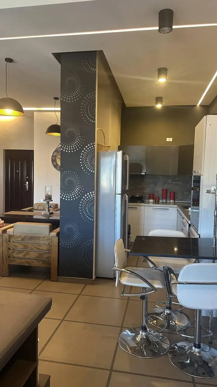 Квартира 105 м² с балконом у метро Делиси 3
