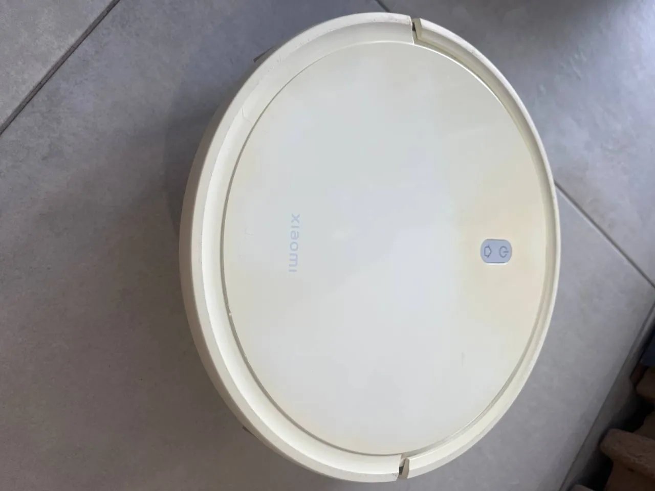 Робот-пылесос Xiaomi Robot Vacuum E10 2