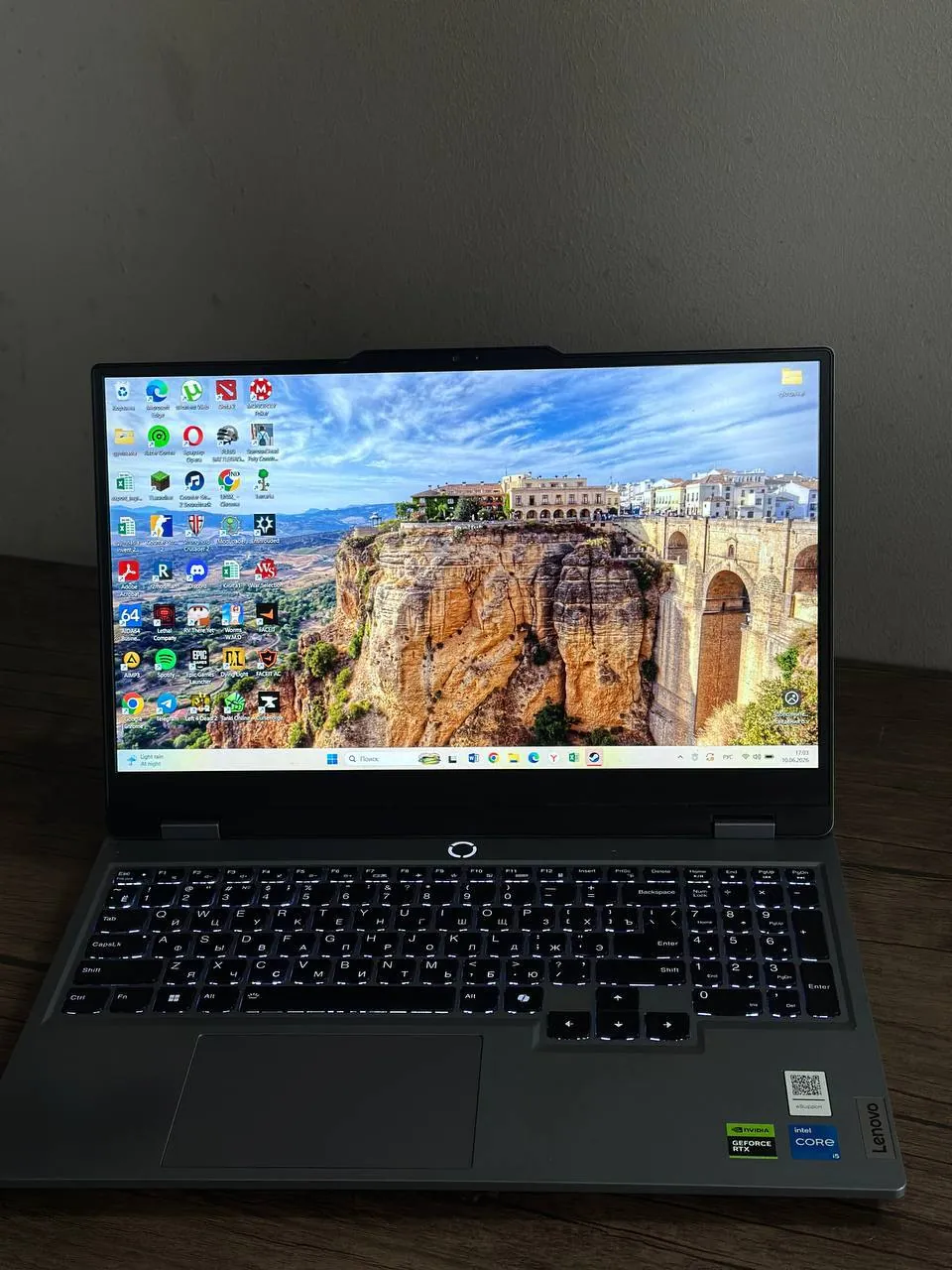 Игровой ноутбук Lenovo RTX 3050 i5 1
