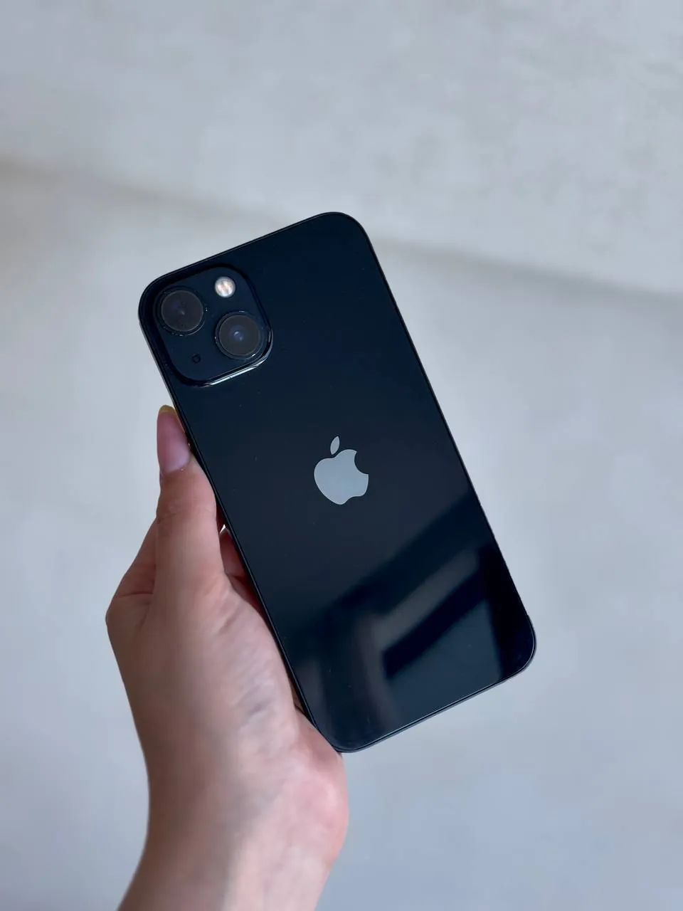 IPhone 13 128 ГБ в отличном состоянии 1