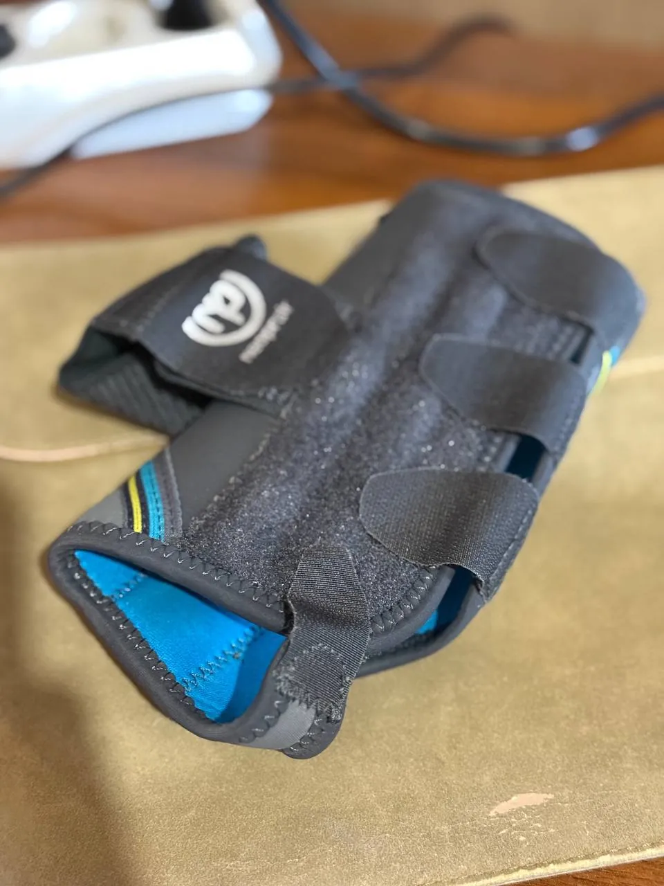 Ортез для запястья Neoprene NP162 размер S 2