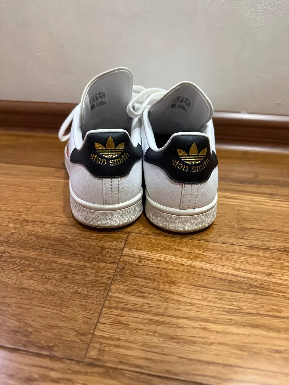 Женские кеды Adidas Stan Smith US 7 4