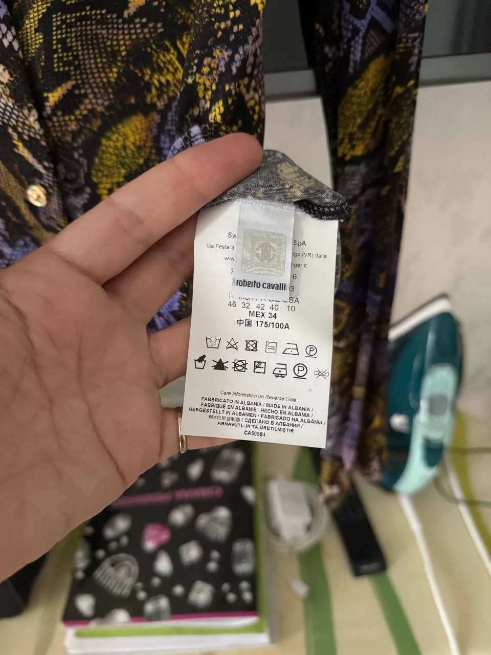 Вещь бренда Roberto Cavalli, размер M 4