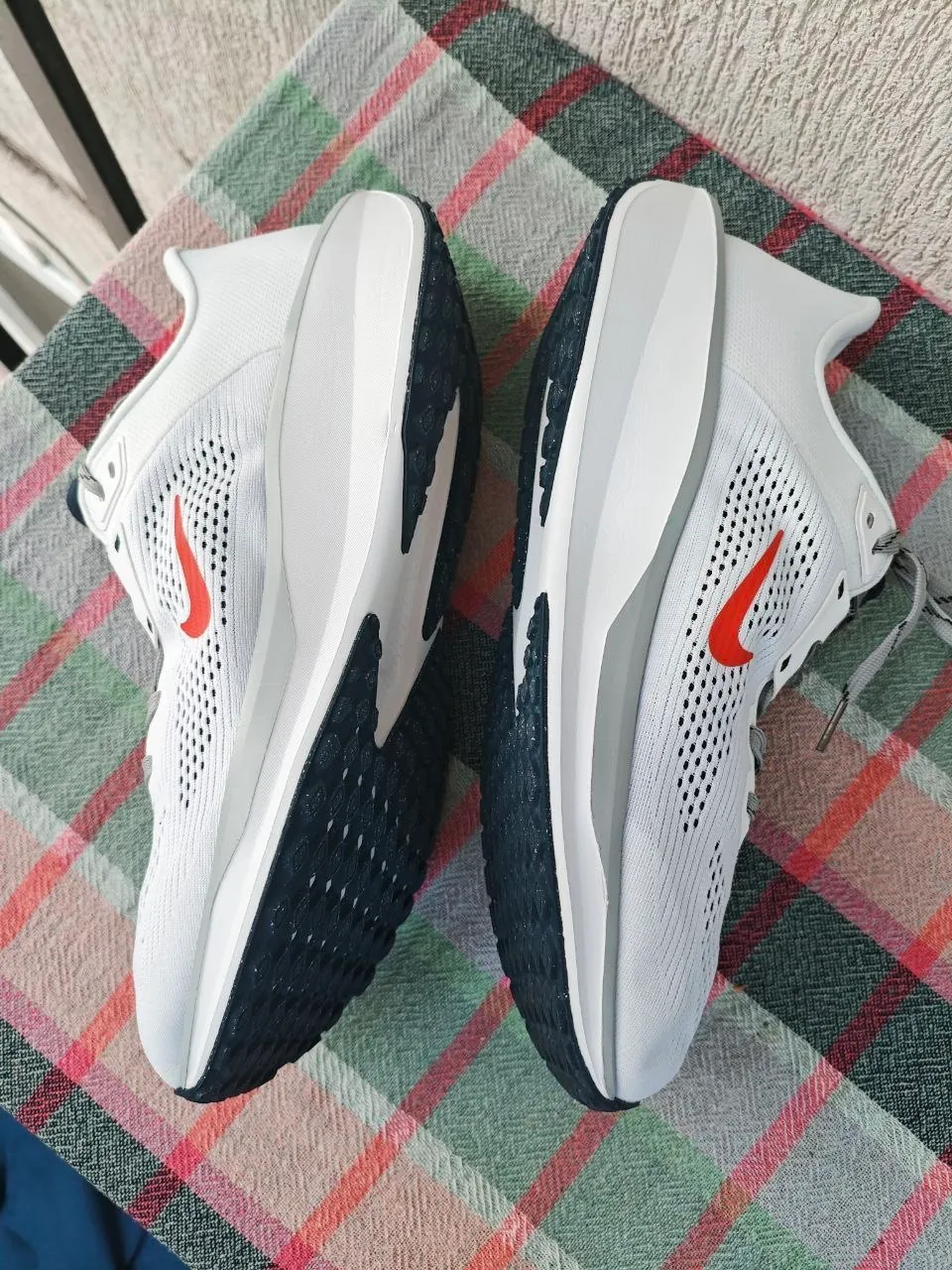 Беговые кроссовки Nike FD6033-107 размер 46 3