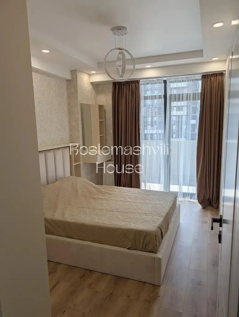 Квартира 77 м² с посудомойкой в Исани 6