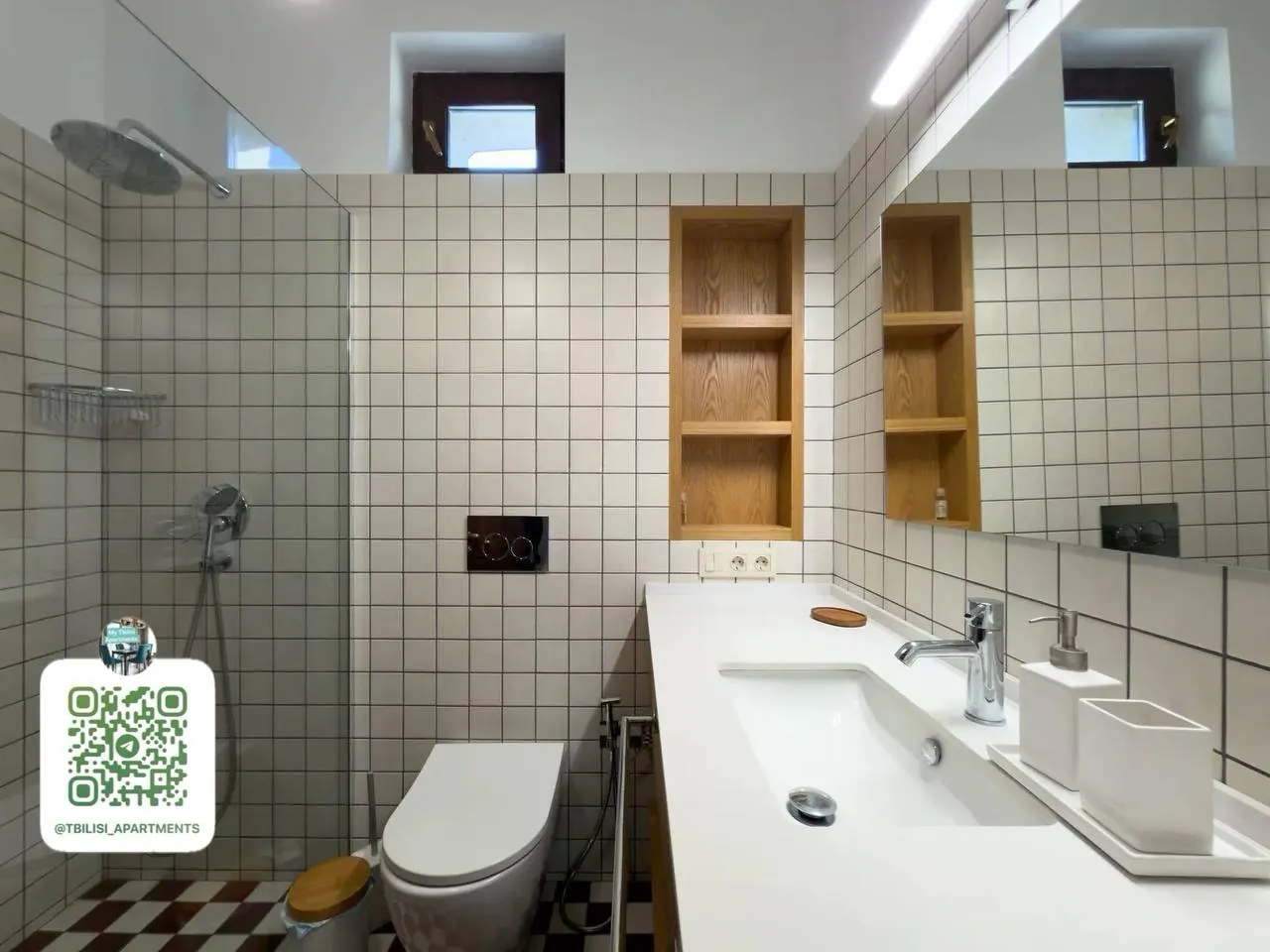 Квартира 150 м² с балконом в Ваке 10