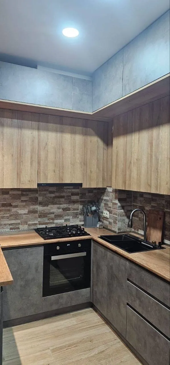 Квартира 55 м² с новым ремонтом в Глдани 2