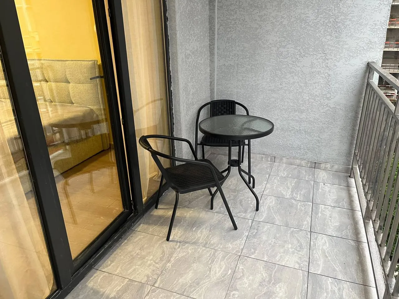 Квартира-студия 38 м² с кондиционером в Батуми 6