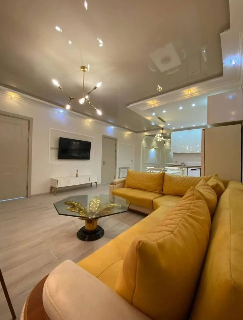 Квартира 80 м² с гардеробной на Инасаридзе 8