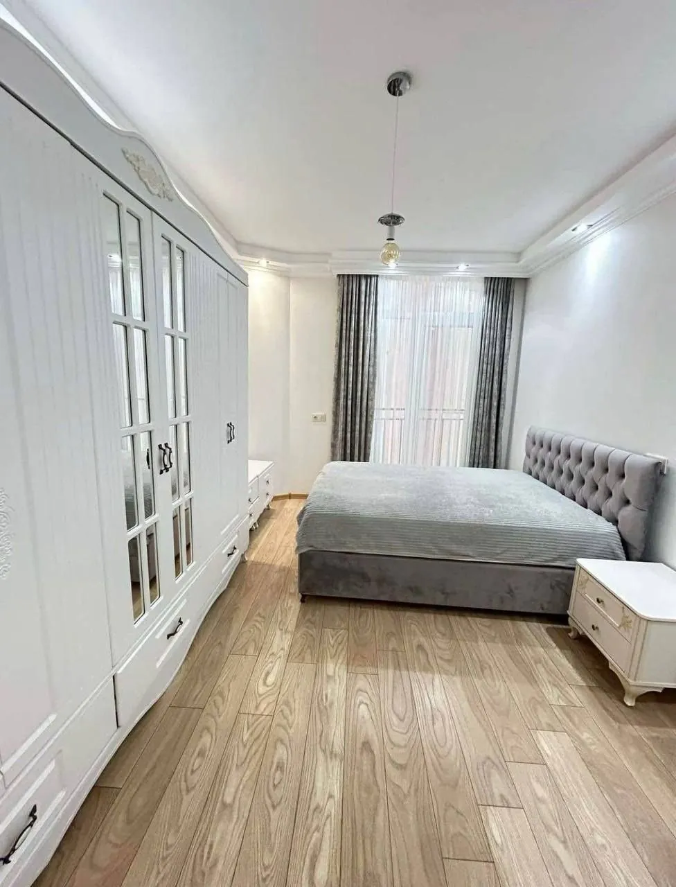 Квартира 80 м² с гардеробной на Инасаридзе 6