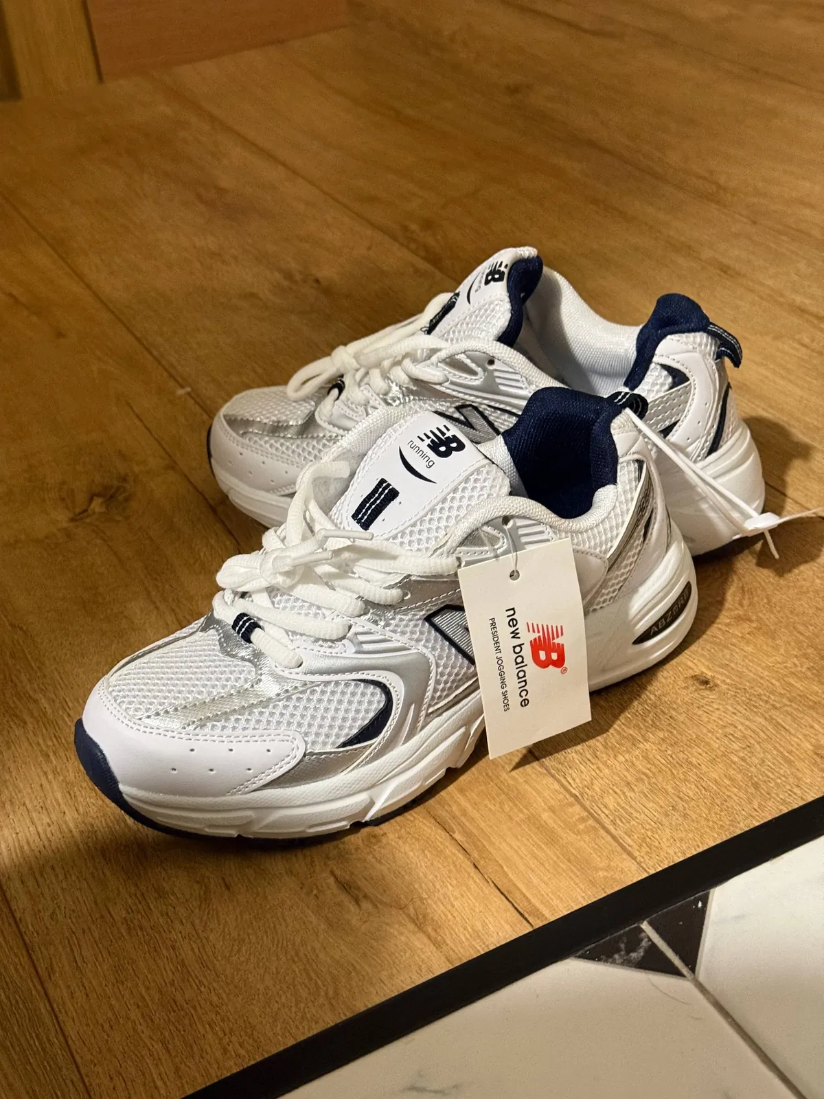 Кроссовки New Balance, размер 37 1