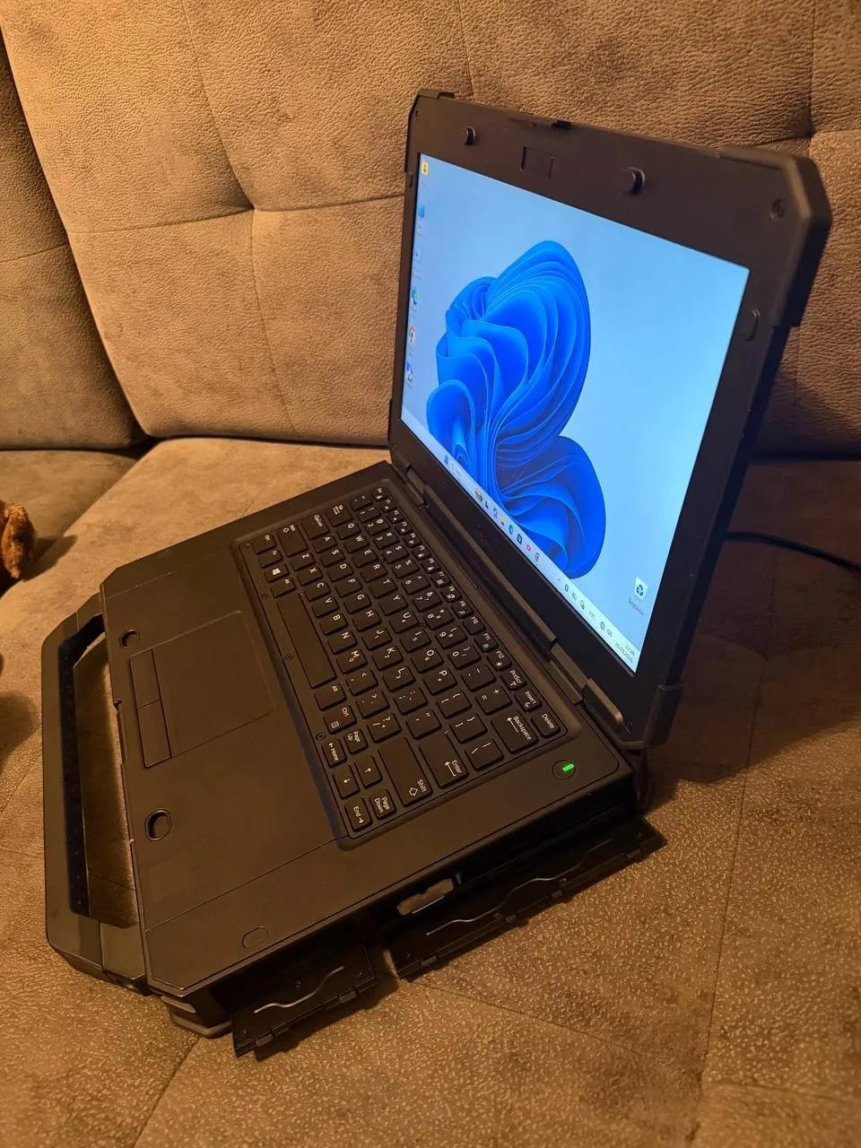 Защищённый ноутбук Dell Latitude 5424 Rugged 3