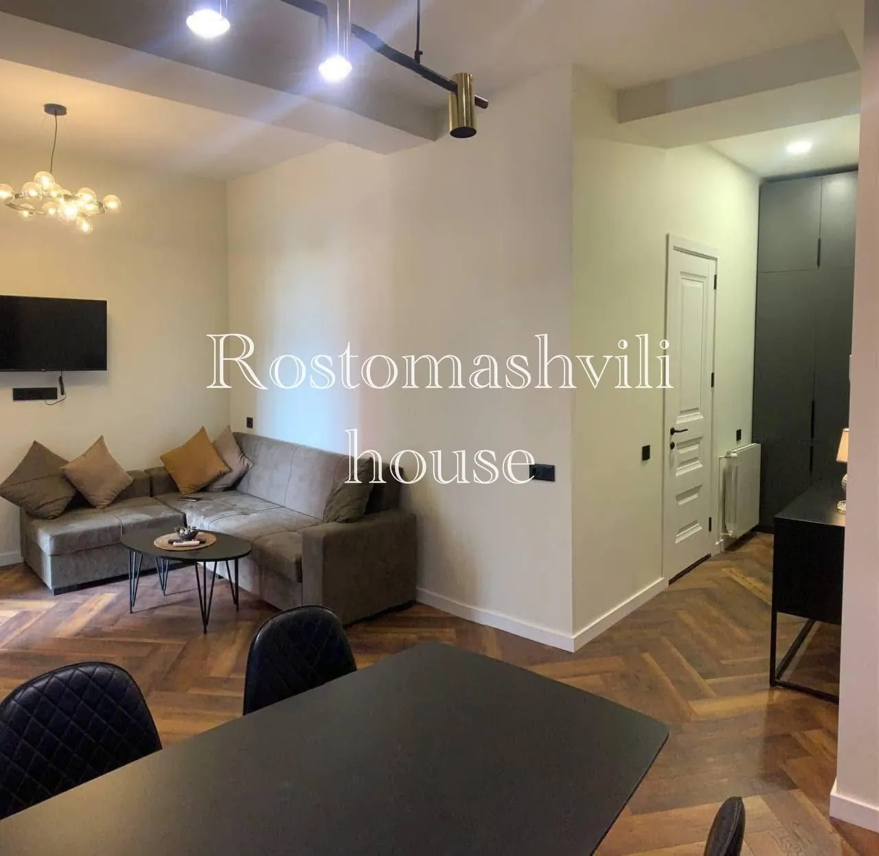 Квартира 50 м² с балконом на 300 Арагвинцев 1