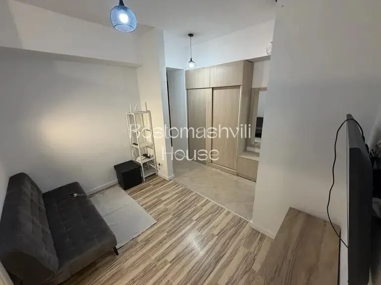 Квартира 80 м² с балконом в Ваке 2