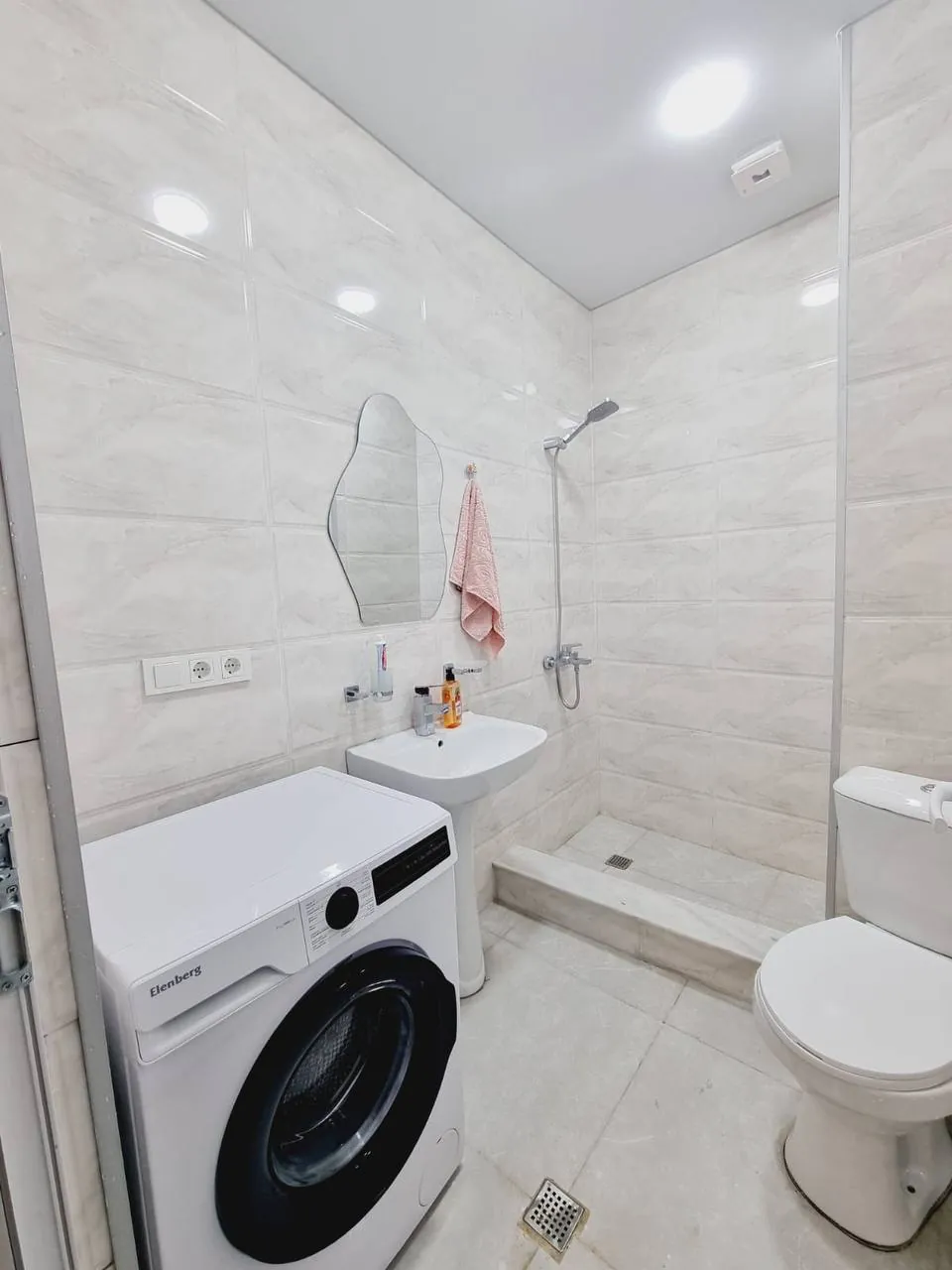 Квартира 65 м² с новым ремонтом в Батуми 5