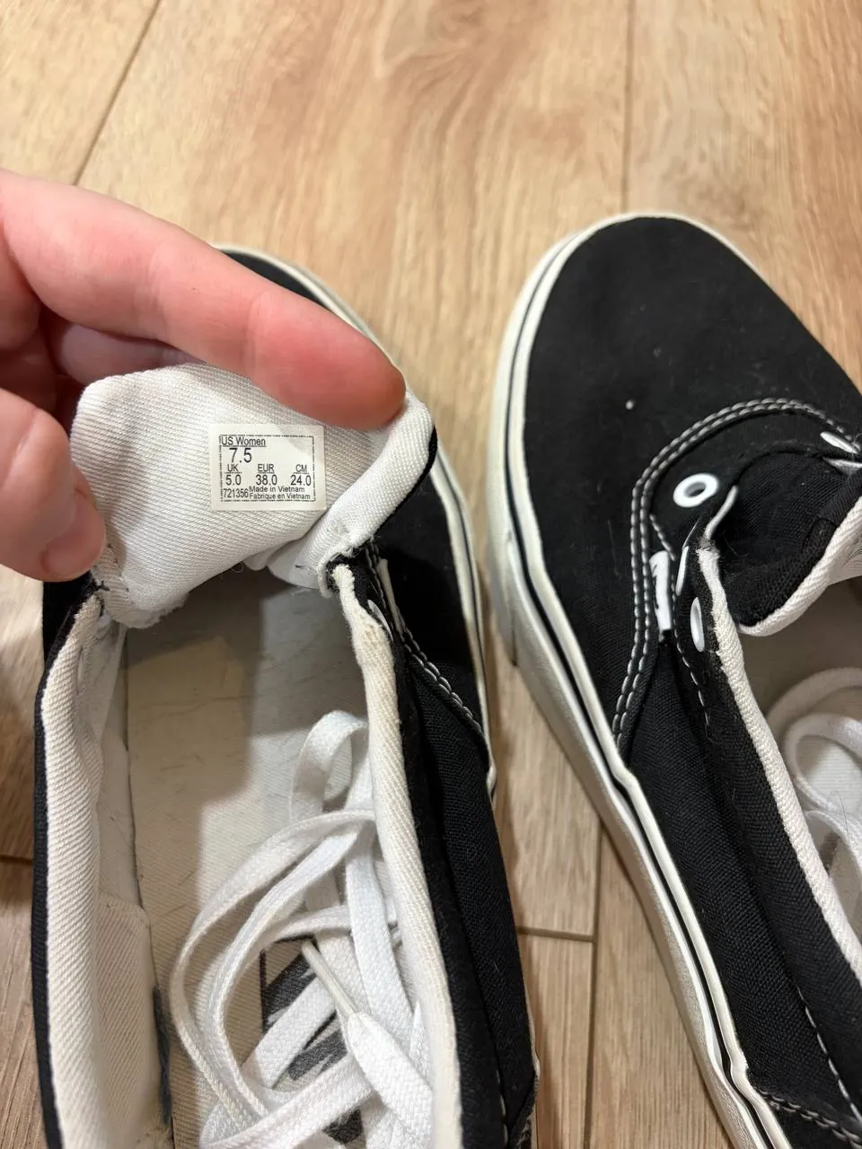Кроссовки Vans Old Skool размер 38 2
