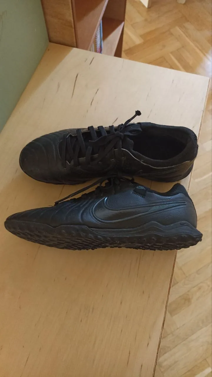 Бутсы Nike сороконожки размер 40 3