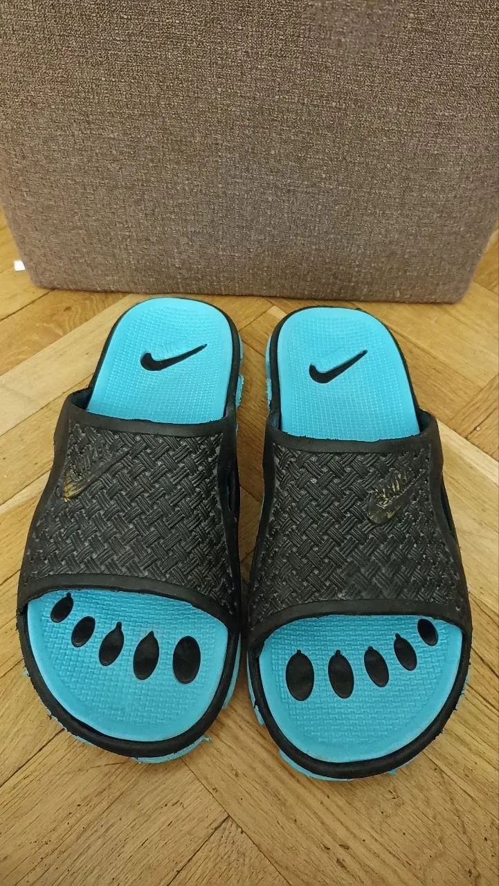 Тапки Nike размер 43 и 45 2