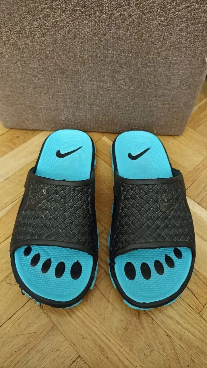 Тапки Nike размер 43 и 45 1