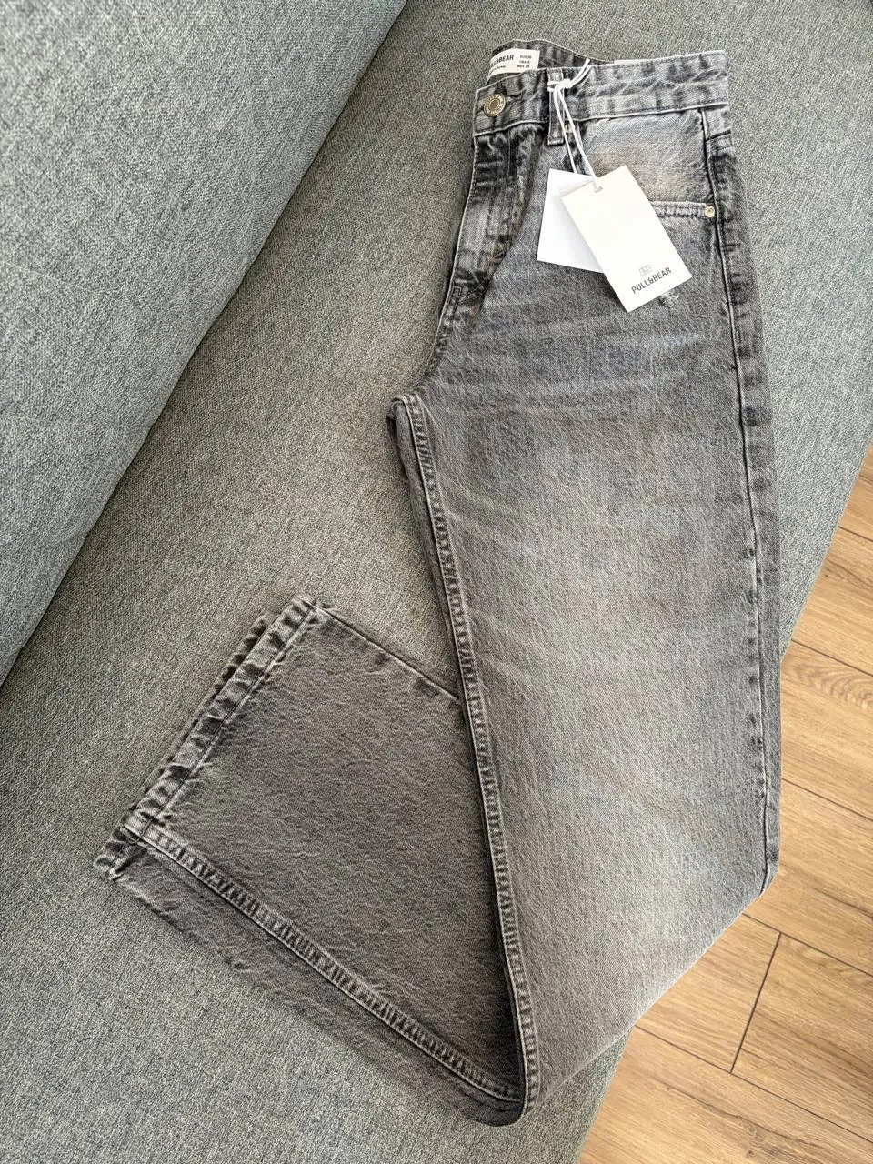 Джинсы Pull&Bear серые и голубые 4