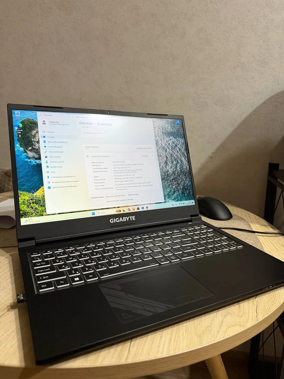 Игровой ноутбук Gigabyte G5 KF 1