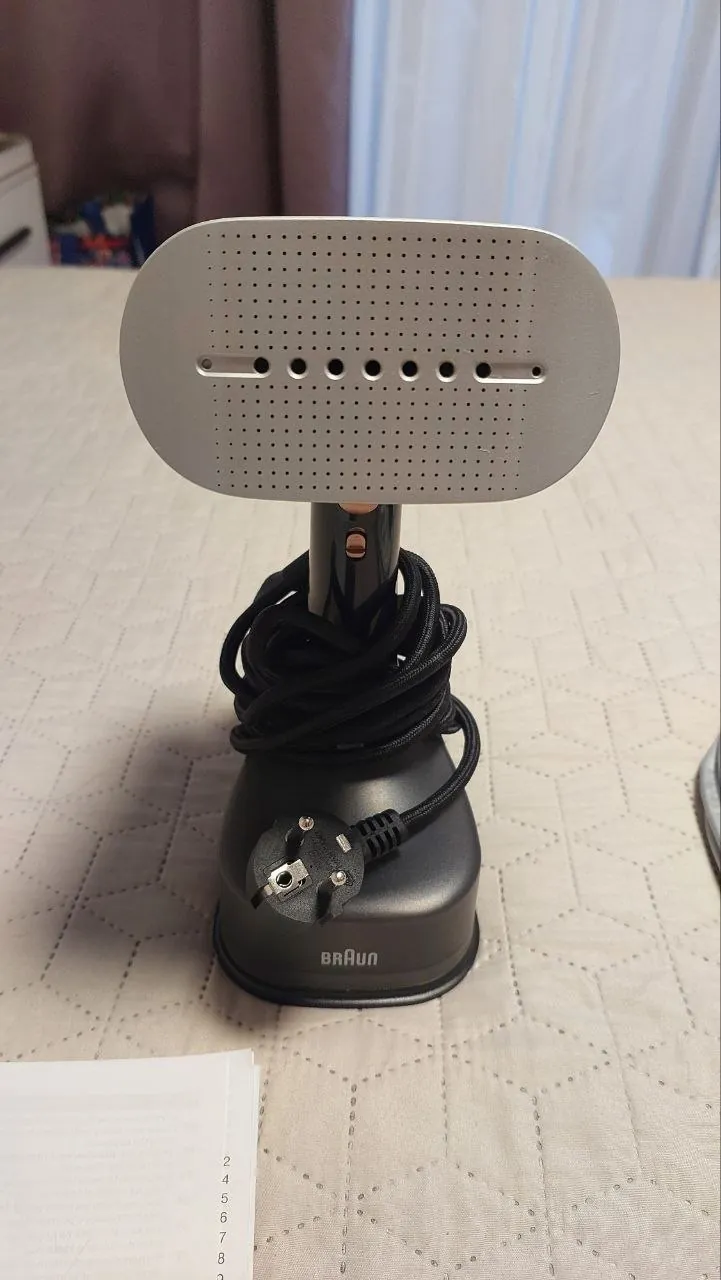 Отпариватель Braun QuickStyle 7 с аксессуарами 1