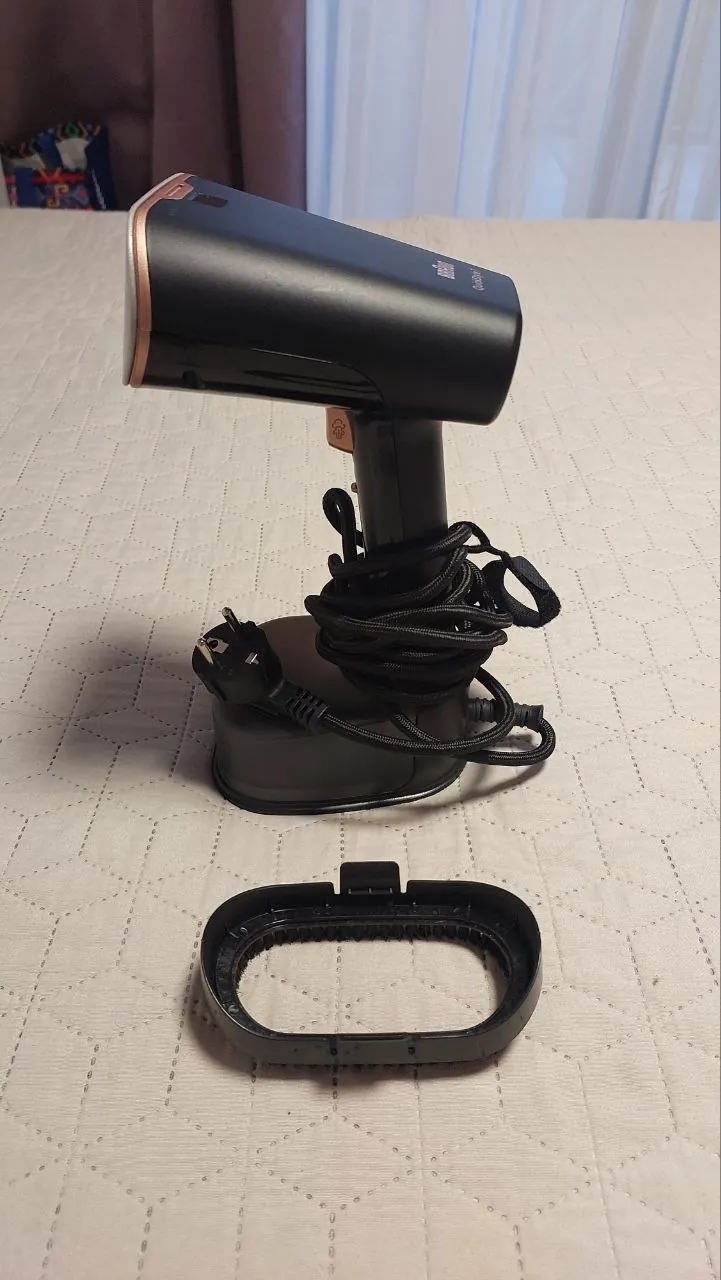 Отпариватель Braun QuickStyle 7 с аксессуарами 2