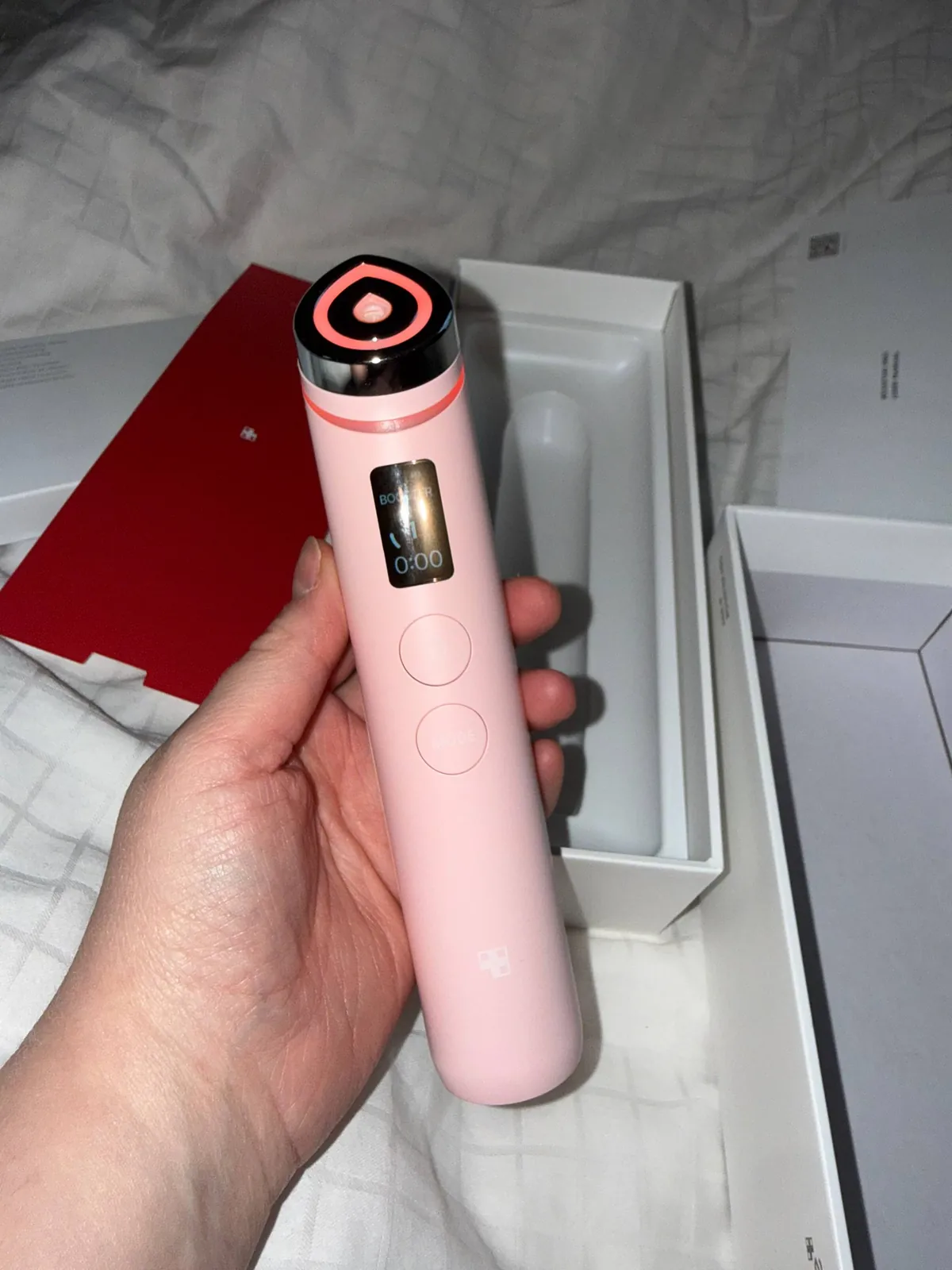 Аппарат Medicube Booster Pro 6 in 1 2