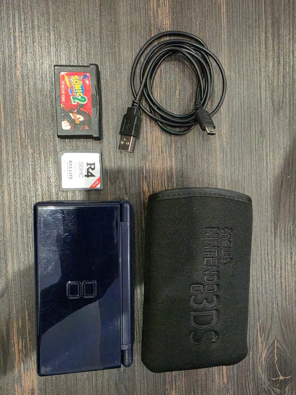 Портативная консоль Nintendo DS Lite 1