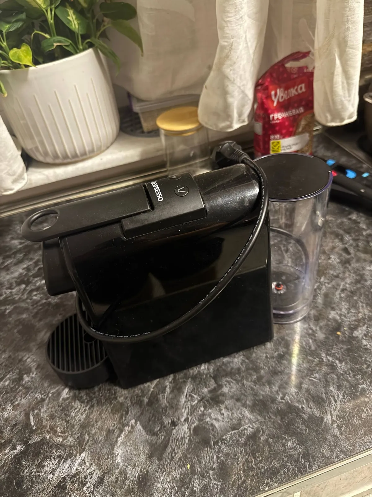 Капсульная кофемашина Nespresso 1