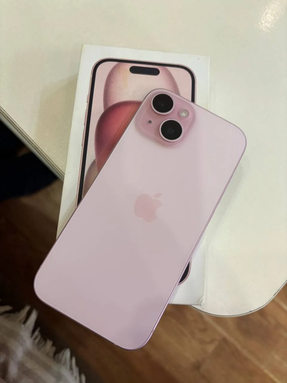 IPhone 15, полный комплект 1