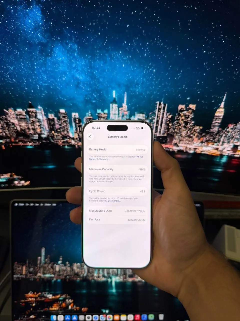 IPhone 17 Pro с Sim и eSIM, АКБ 89% 4