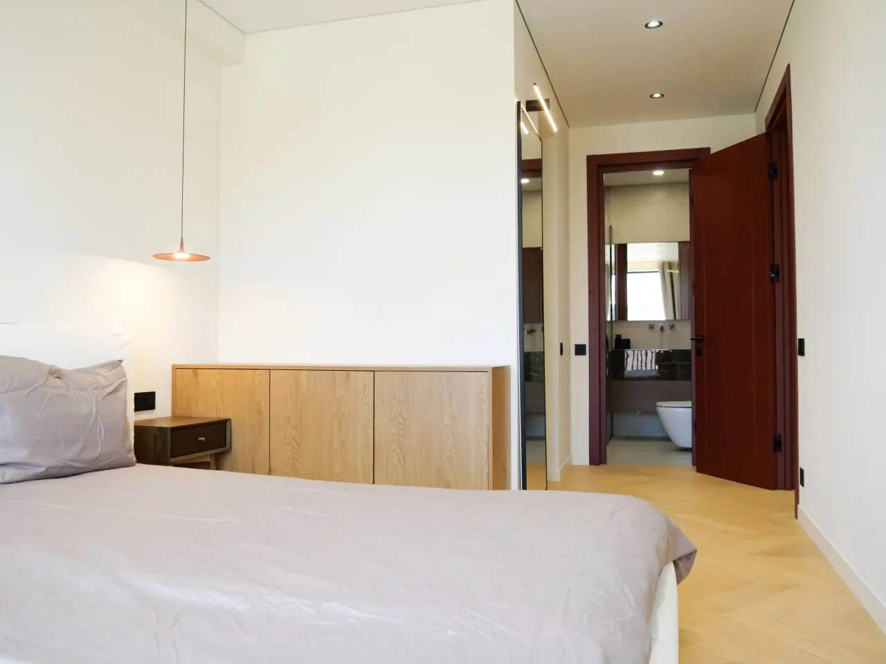 Квартира 113 м² с 3 балконами в Сабуртало 5