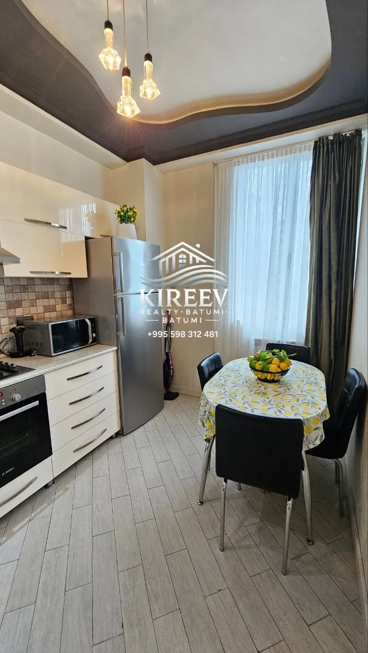 Квартира 50 м² на Химшиашвили в Батуми 1
