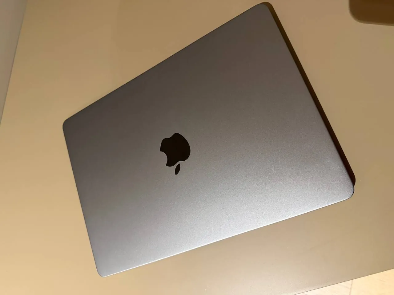 MacBook Air 13 M2 2022 4