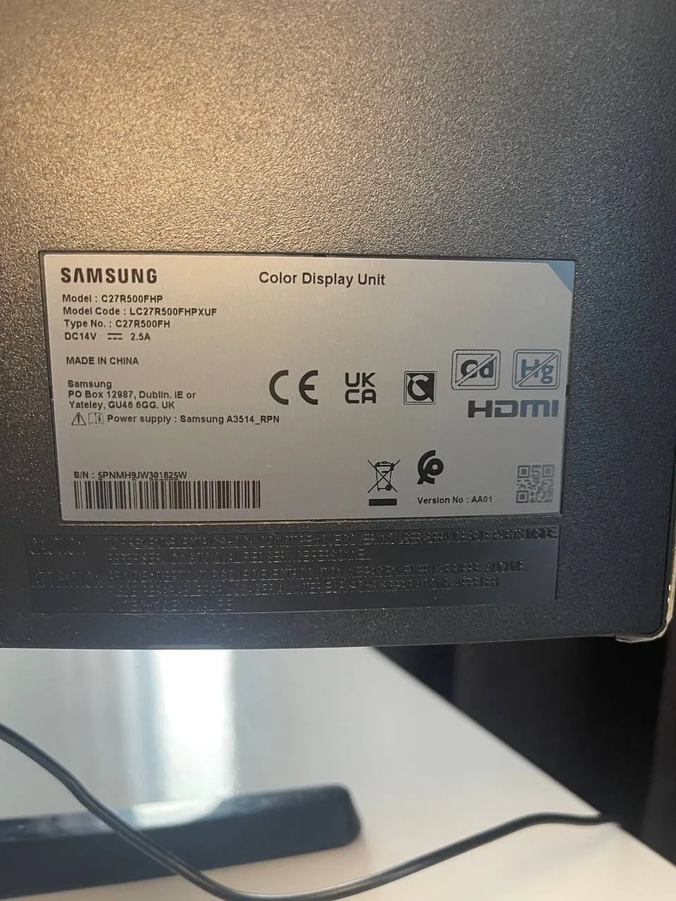 Монитор изогнутый Samsung C27R500FHP 2