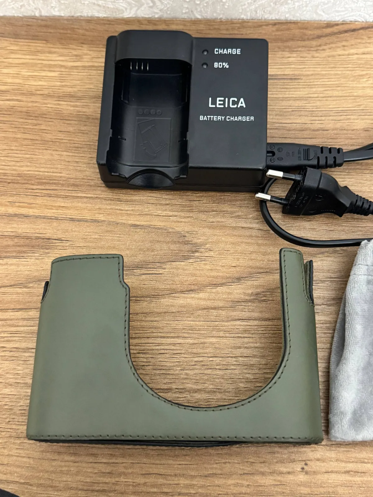 Leica Q3 полный комплект 4