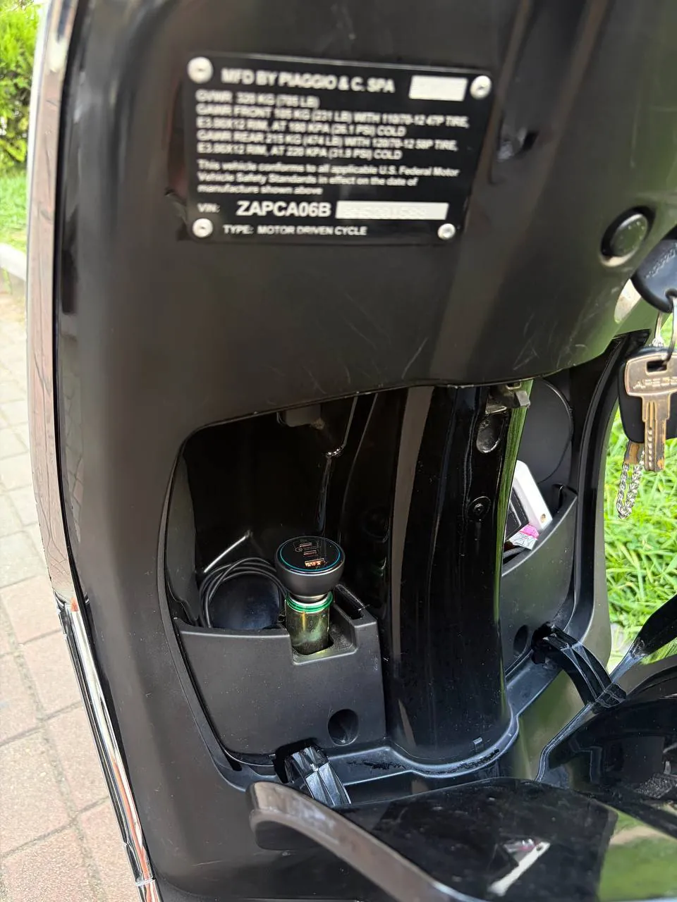 Скутер Vespa Sprint 2022 50cc 2