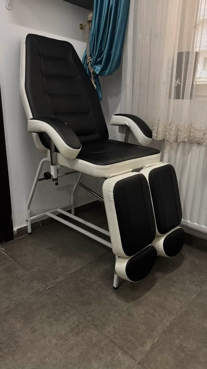 Кресло педикюрное профессиональное 2