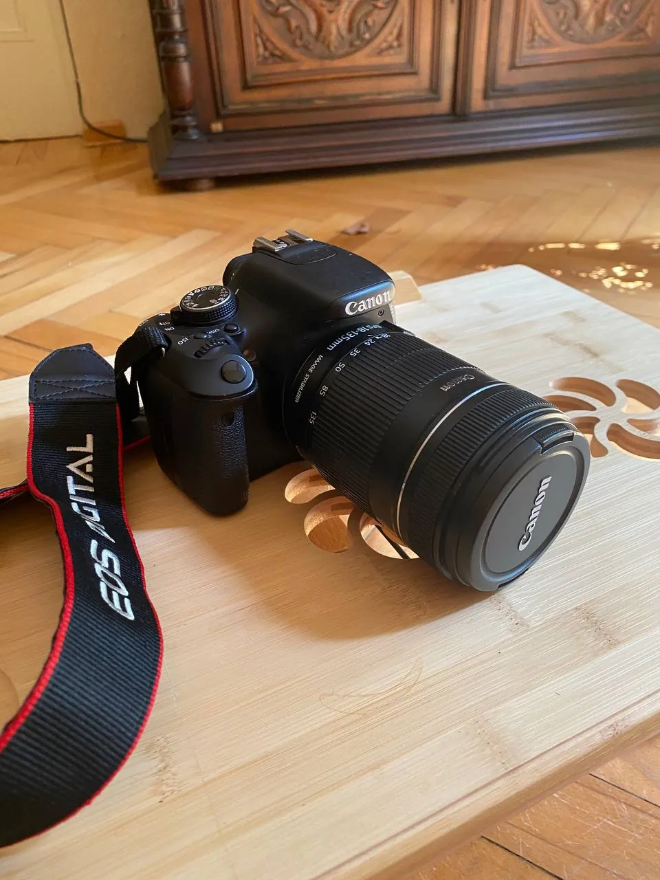 Фотоаппарат Canon EOS 600D комплект 1