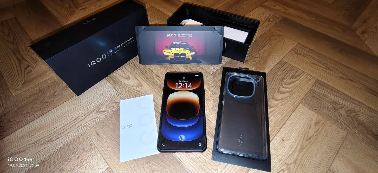 IQOO 12 12GB/256GB 3