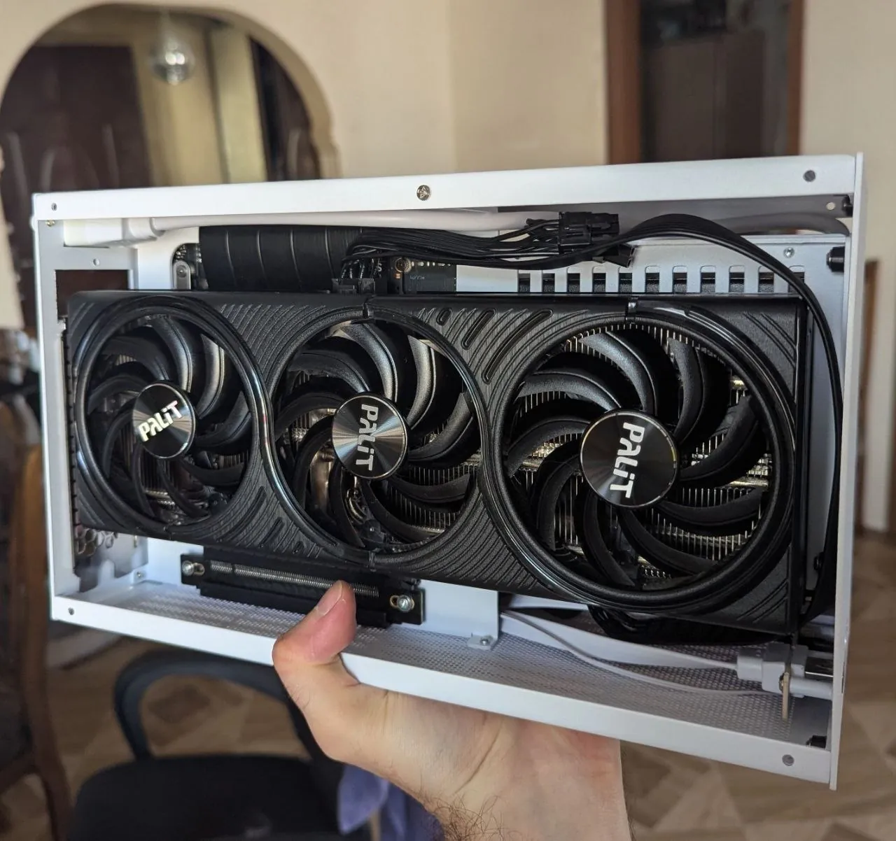 ПК Mini-ITX Ryzen 5 RTX 5060 Ti 2