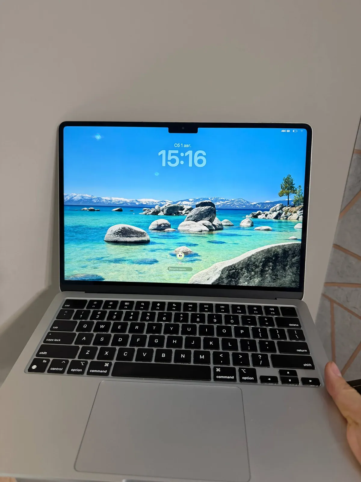 MacBook Air M2 8GB/256GB 1