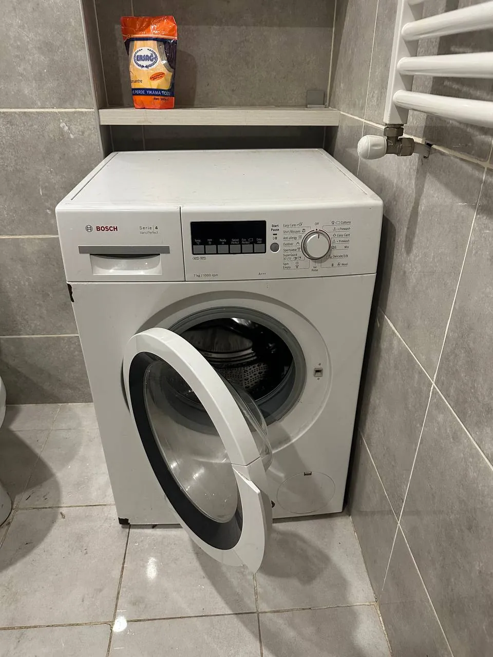 Стиральная машина Bosch Serie 4 1