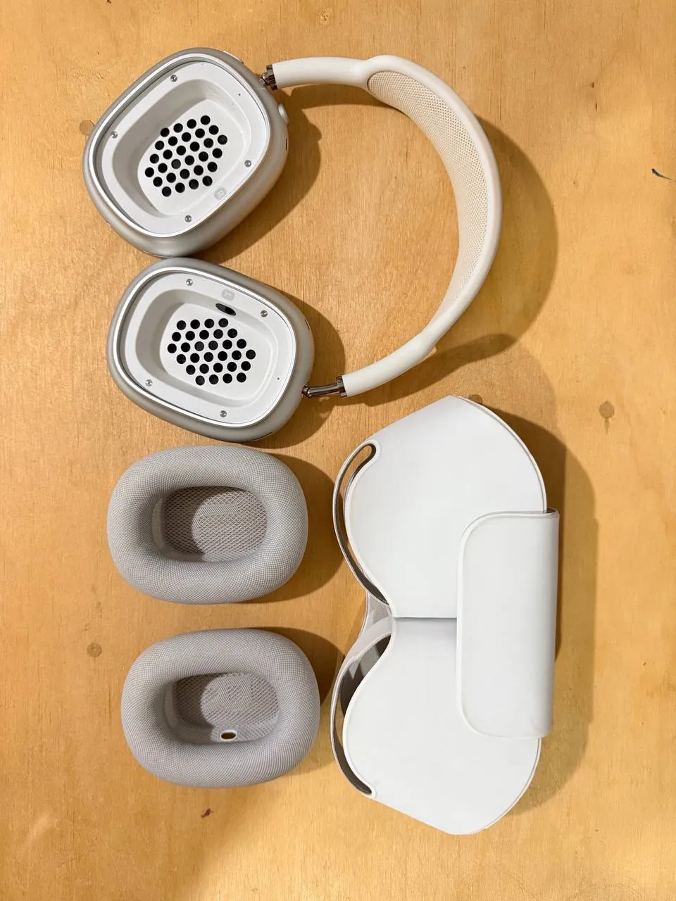 Наушники Apple AirPods Max 4